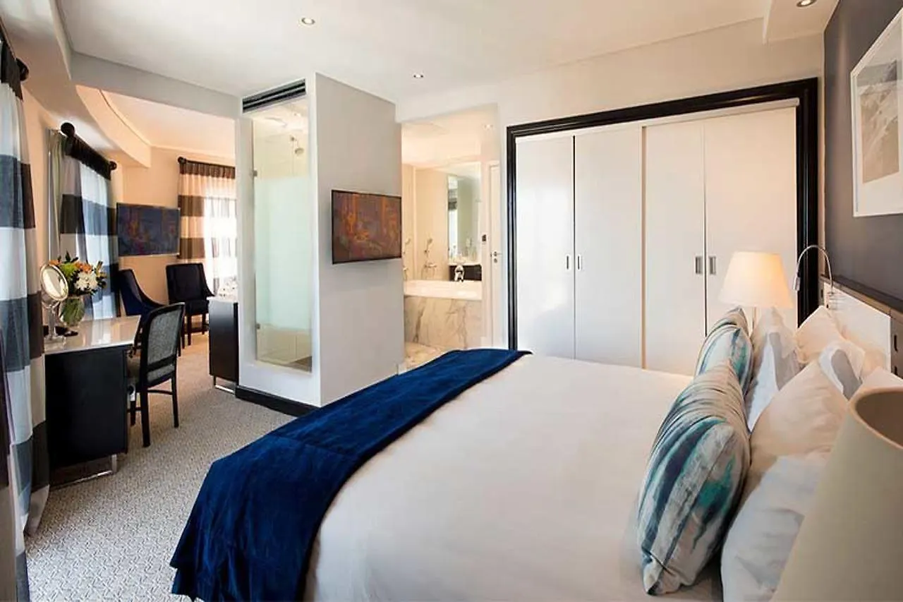 ****  The Commodore Hotel Le Cap Afrique du Sud